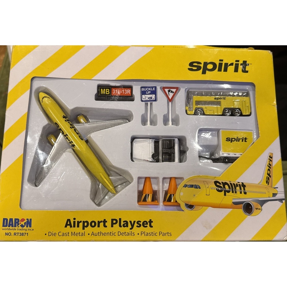 DARON‎ Worldwide Traditional Spirit Airport Playset NO. RT3871 Die Cast Metal
